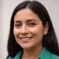 Retrato de Ana Patricia Ruiz, coordinadora de seguridad hospitalaria que recomienda la capacitación de brigadas